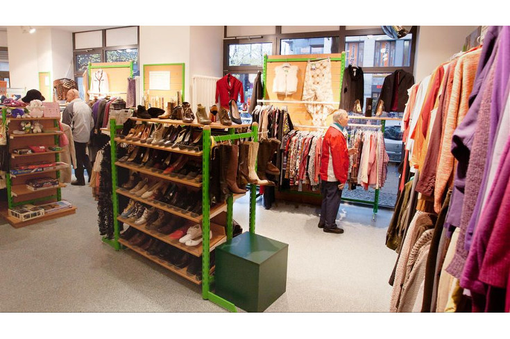 004 Oxfamshop Prenzlauerberg 2015 Shop Ansichten Tracypallmann