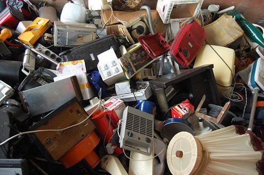 E Waste 2049017  340