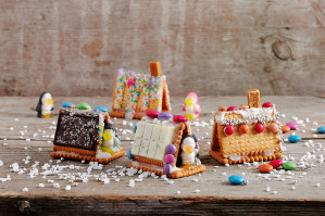 Zuckerkunst: Kekshaus basteln