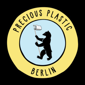 Offene Tür bei Precious Plastic Berlin